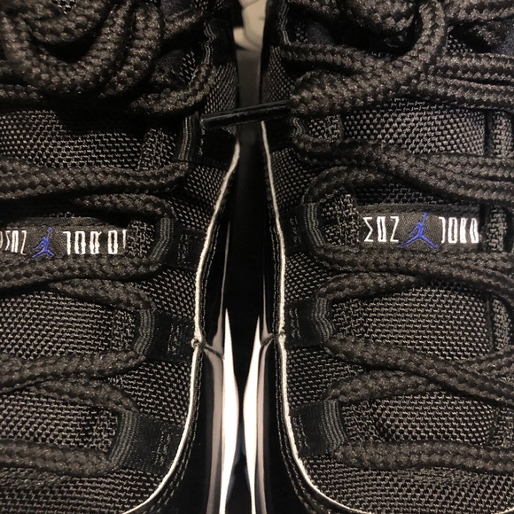 Jordan 11 SpaceJams 8.5 DEAD STOCK ☔️ ‼️SOLD‼️ - Picture 4 of 6